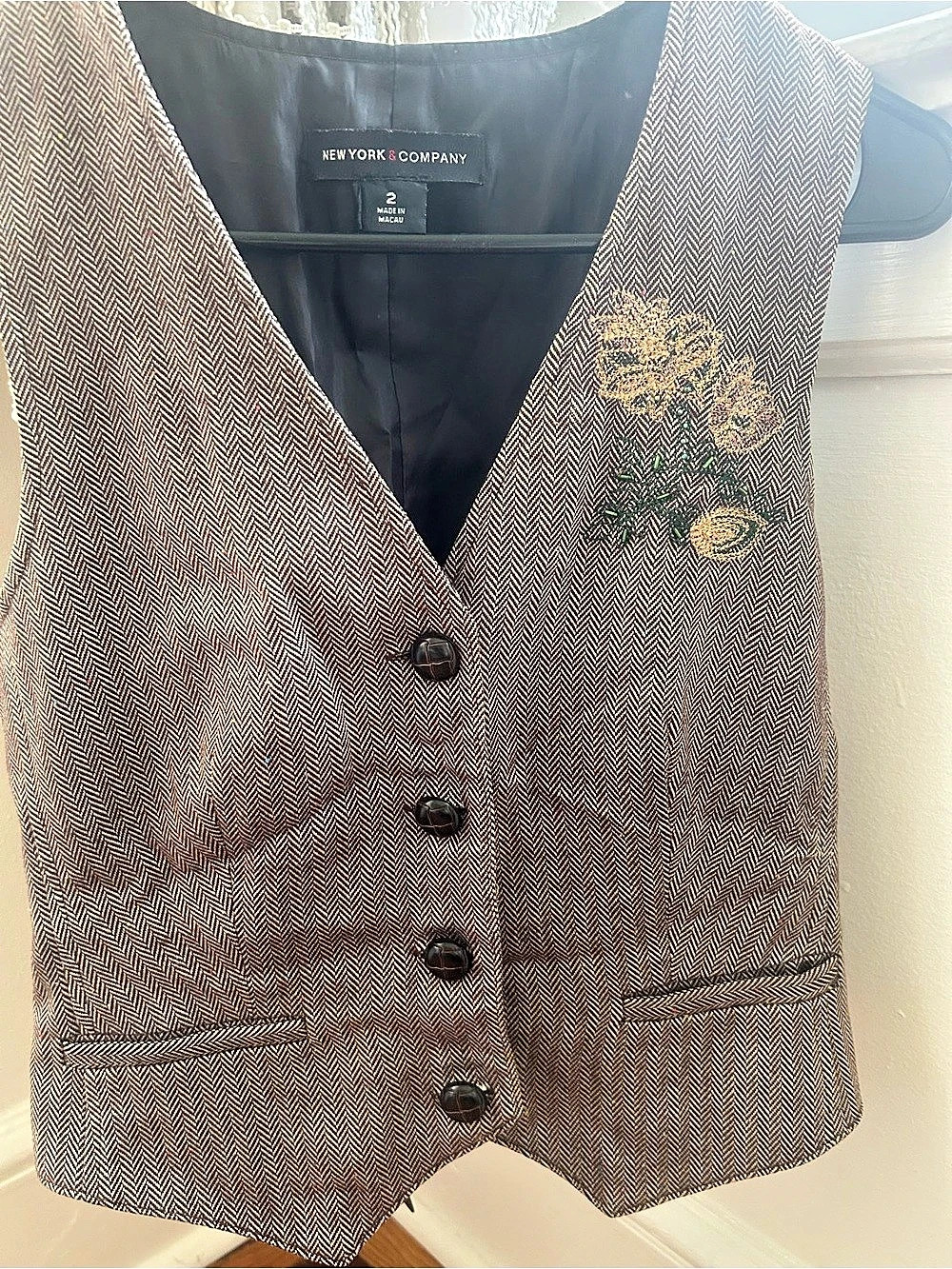 New York & Company Embroidered Vest in Brown Size 2 Like New